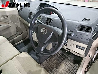 DAIHATSU MOVE 2011