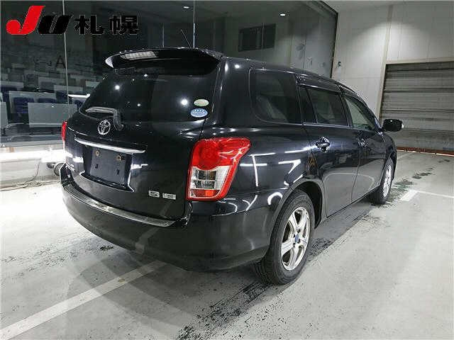 TOYOTA COROLLA FIELDER 2010