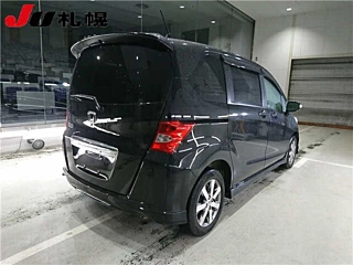 HONDA FREED 2009