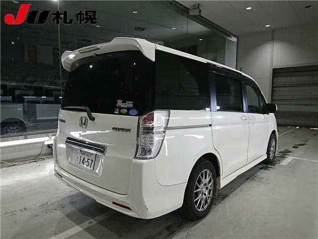 HONDA STEP WAGON 2010