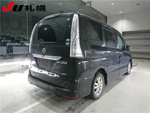 NISSAN SERENA 2014
