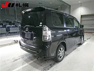 TOYOTA VOXY 2008