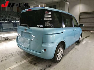 TOYOTA SIENTA 2009