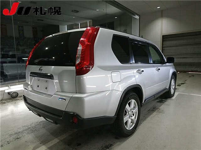 NISSAN X-TRAIL 2010