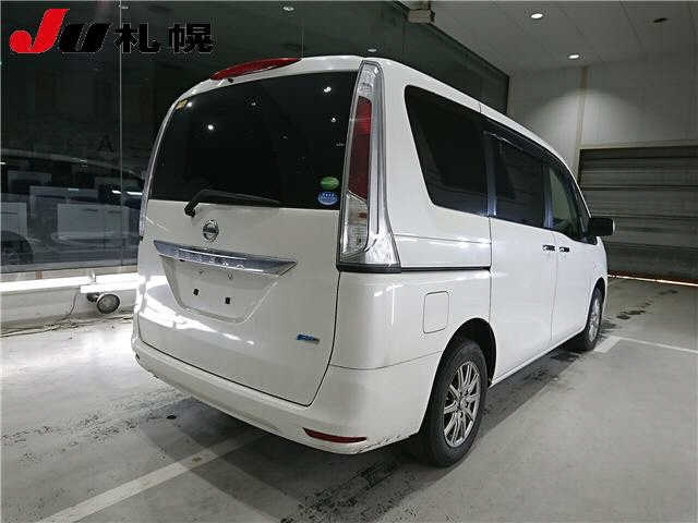 NISSAN SERENA 2013