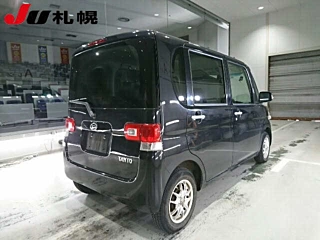 DAIHATSU TANTO 2010