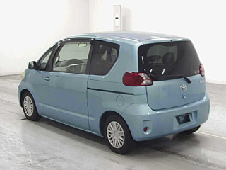 TOYOTA PORTE 2008