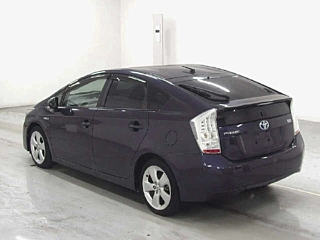 TOYOTA PRIUS 2011