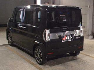 DAIHATSU TANTO 2017