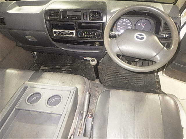 MAZDA BONGO VAN 2009