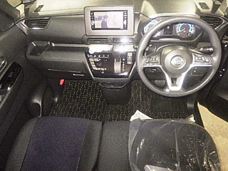 NISSAN ROOX 2021