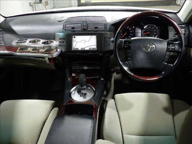 TOYOTA MARK X 2009