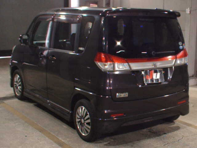 MITSUBISHI DELICA D2 2012