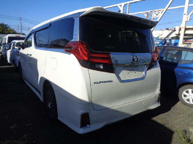 TOYOTA ALPHARD 2016