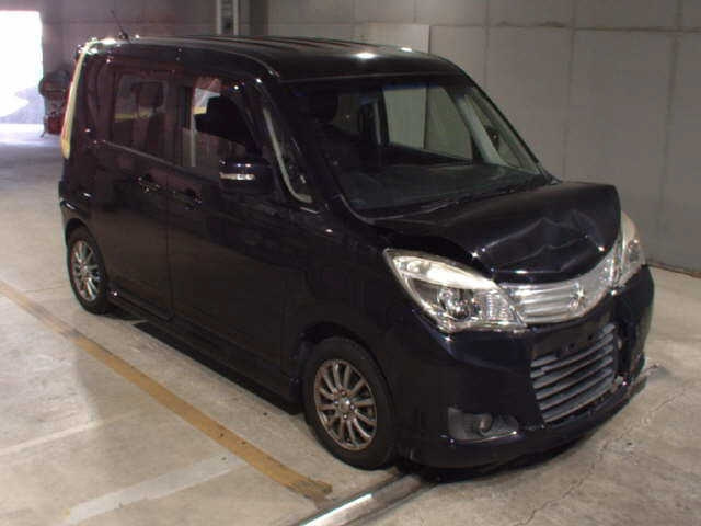 MITSUBISHI DELICA D2 2014