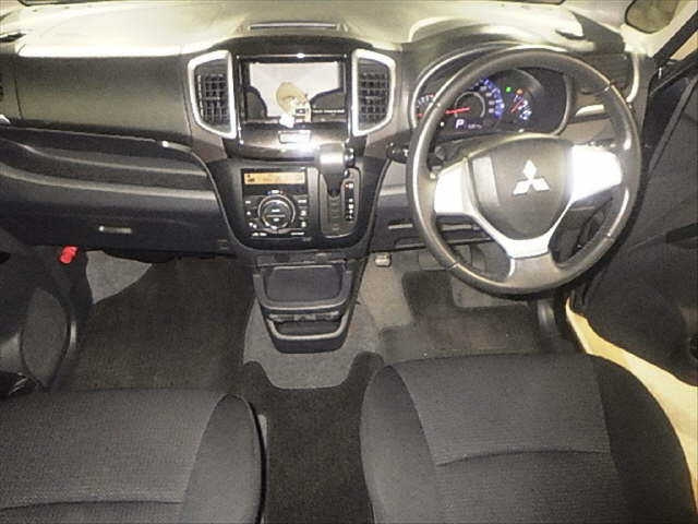 MITSUBISHI DELICA D2 2014