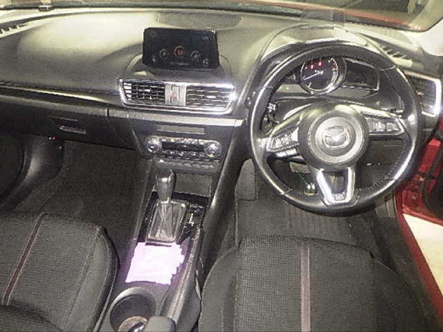 MAZDA AXELA 2016
