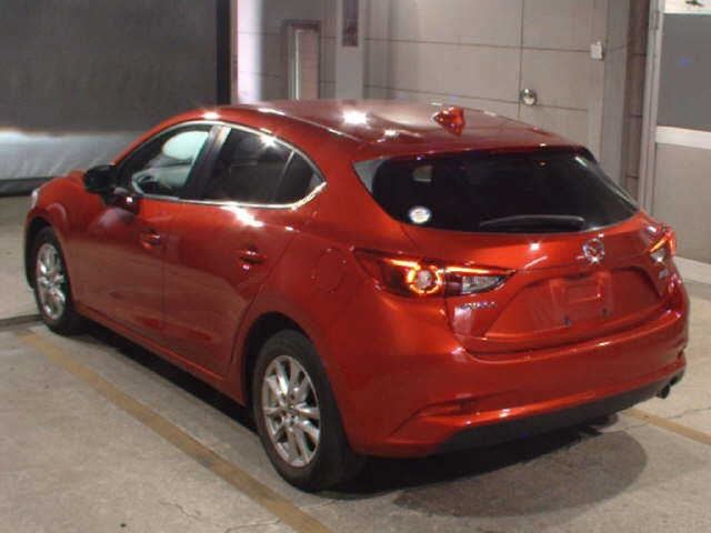 MAZDA AXELA 2016