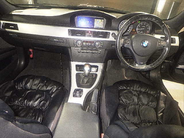 BMW 3 SERIES 2010