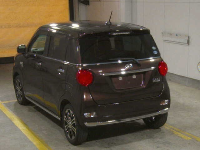 DAIHATSU CAST 2015