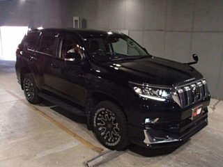 TOYOTA LAND CRUISER PRADO 2020