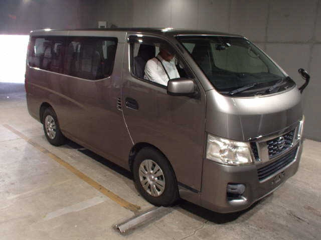 NISSAN CARAVAN 2016