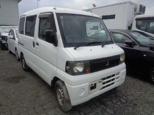 MITSUBISHI MINICAB VAN 2009