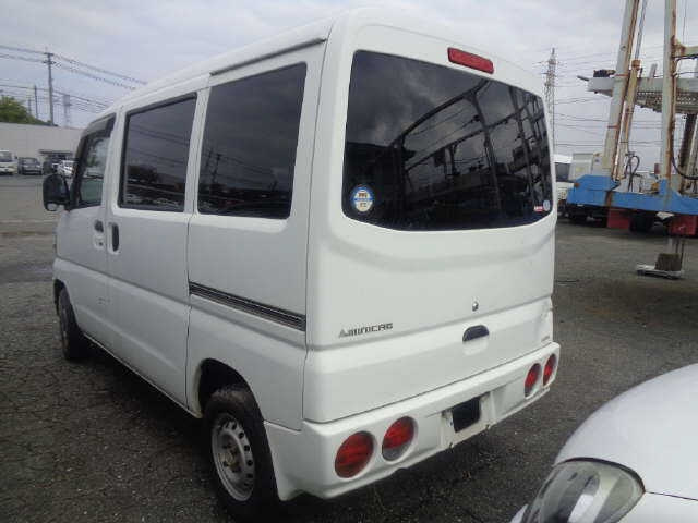 MITSUBISHI MINICAB VAN 2009
