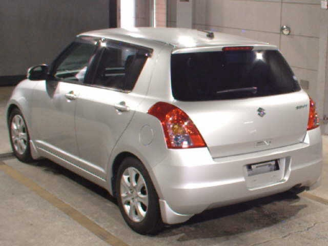 SUZUKI SWIFT 2010
