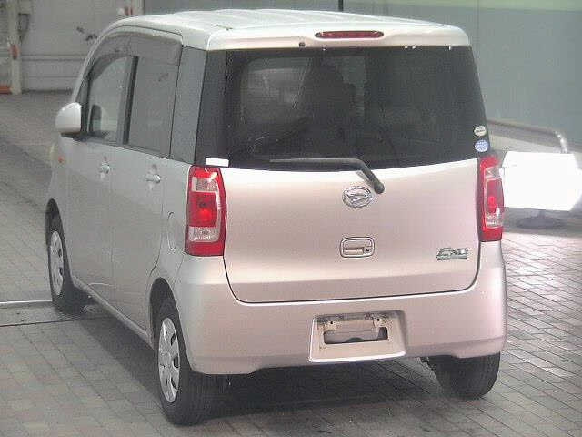 DAIHATSU TANTO EXE 2010