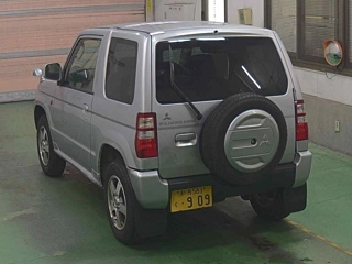 MITSUBISHI PAJERO MINI 2011