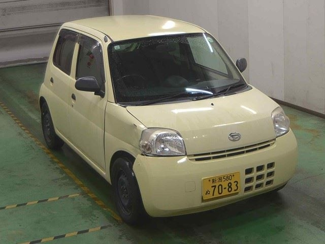 DAIHATSU ESSE 2009