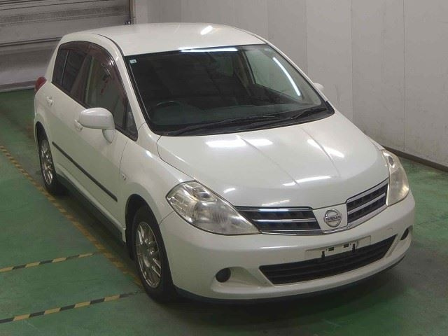 NISSAN TIIDA 2008