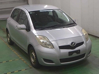 TOYOTA VITZ 2008
