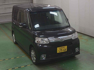DAIHATSU TANTO 2012