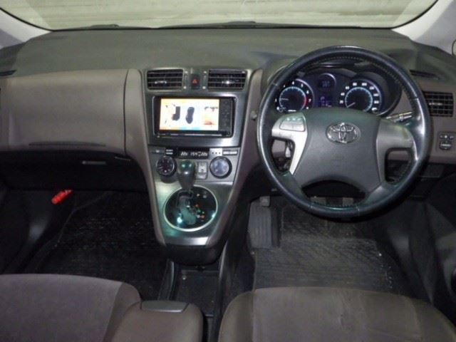 TOYOTA MARK X ZIO 2008