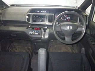 HONDA STEP WAGON 2010