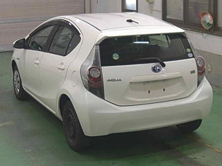 TOYOTA AQUA 2014