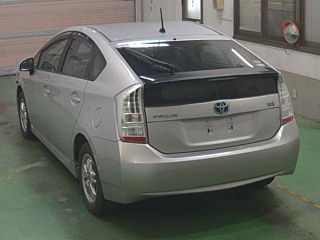 TOYOTA PRIUS 2011