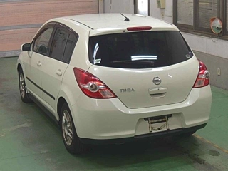 NISSAN TIIDA 2008