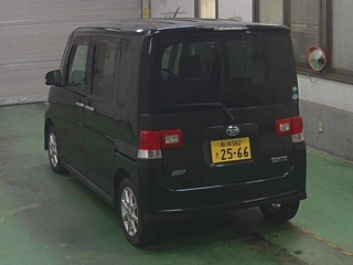 DAIHATSU TANTO 2012