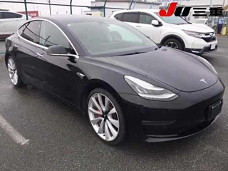 Заказать TESLA MODEL3