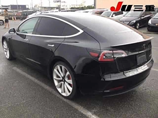 Заказать TESLA MODEL3
