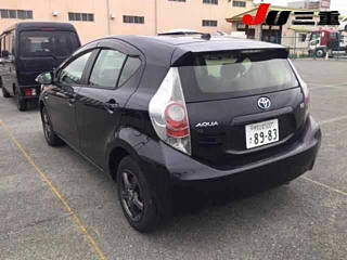TOYOTA AQUA 2014