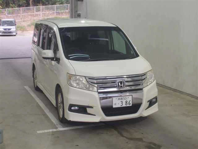 HONDA STEP WAGON 2010