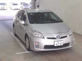 TOYOTA PRIUS 2010