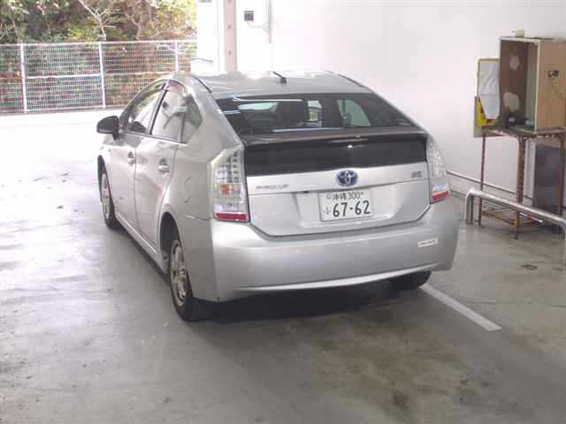 TOYOTA PRIUS 2010