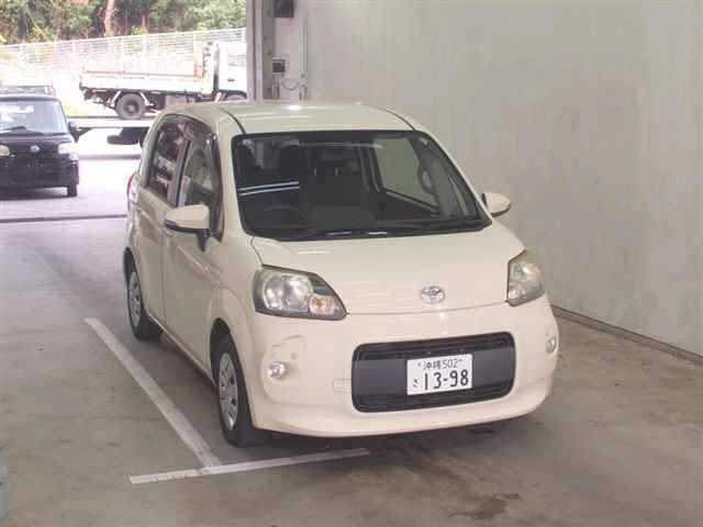 TOYOTA PORTE 2012