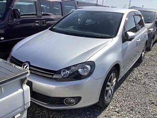 VOLKSWAGEN GOLF 2011