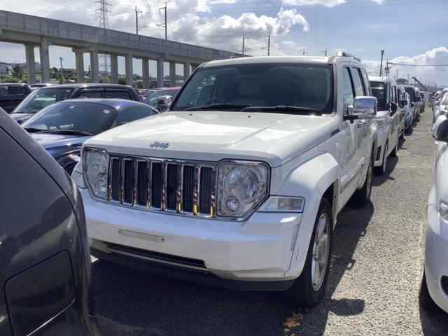 CHRYSLER JEEP CHEROKEE 2010